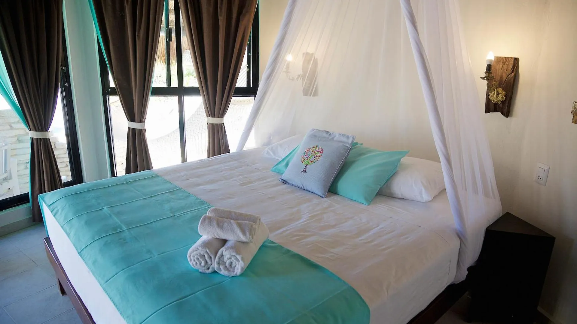 Punta Piedra Beach Posada Tulum Pueblo