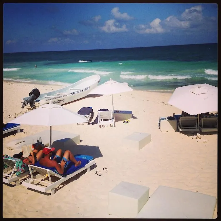 Punta Piedra Beach Posada Tulum Pueblo Hotel