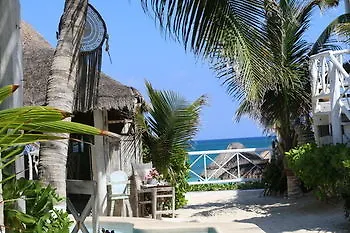 Punta Piedra Beach Posada Tulum Pueblo Hotel
