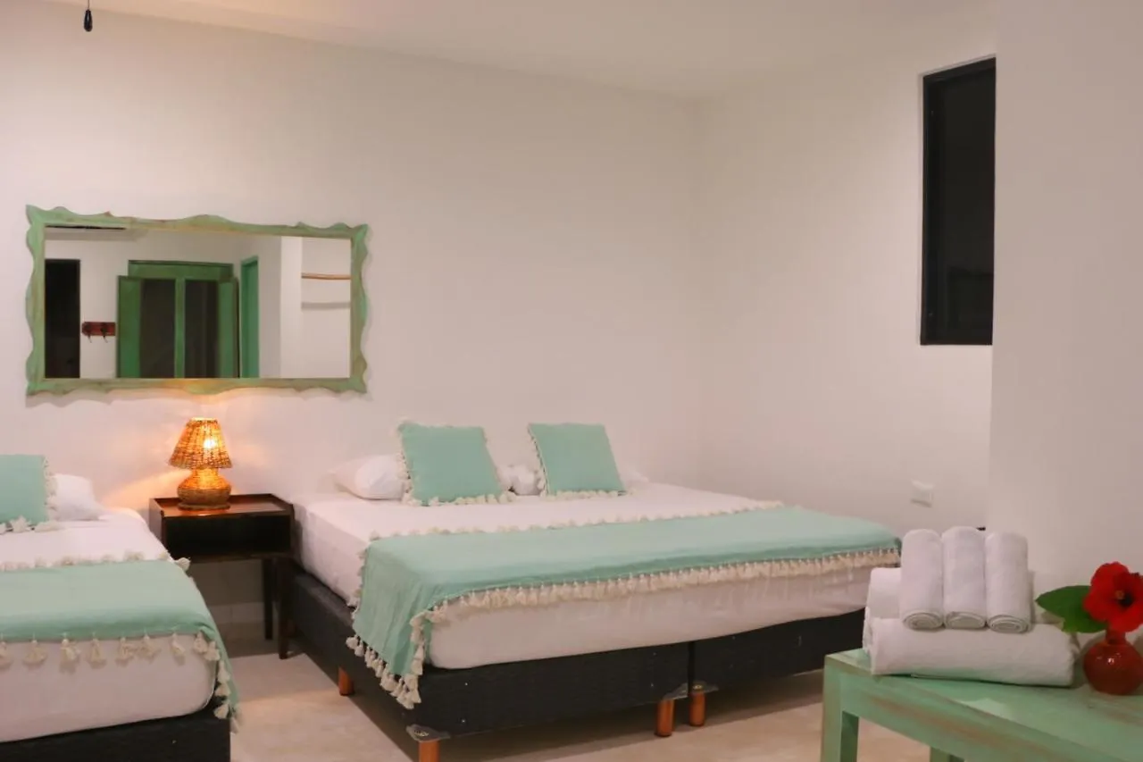 Punta Piedra Beach Posada Tulum Pueblo 3*,