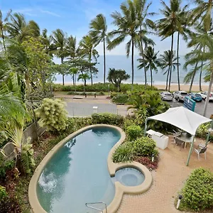 Trinity Waters Boutique Beachfront 4* Trinity Beach